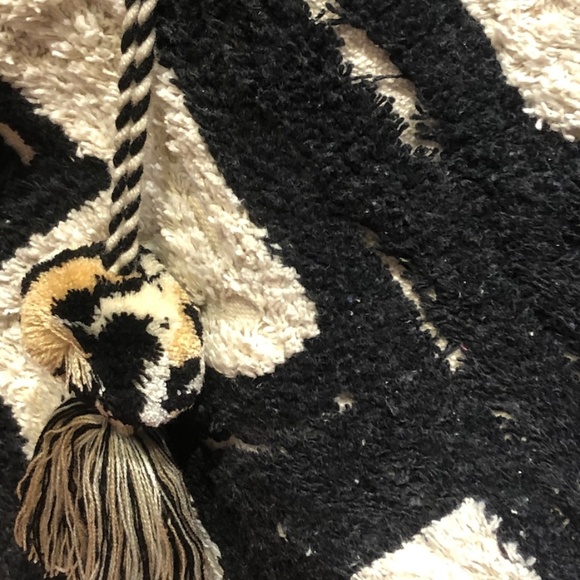 Chloe & Lex | Bags | Rag Rug Tote Bagchevron Pattern By Chloe Lex ...